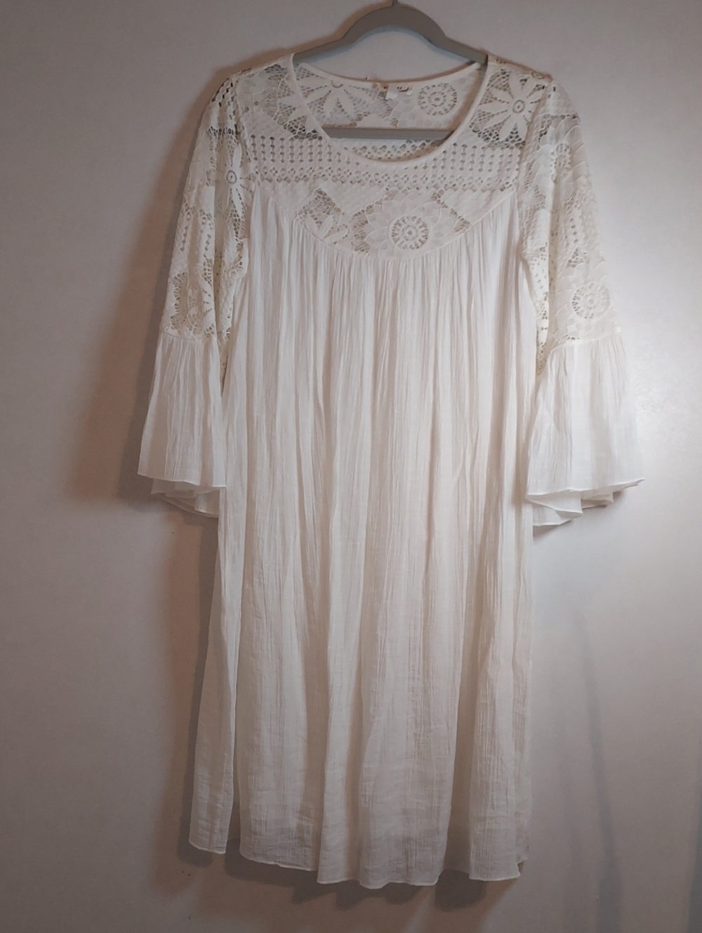 Kings Road Lace Dress  ( Size Med.) - Picture 2 of 11